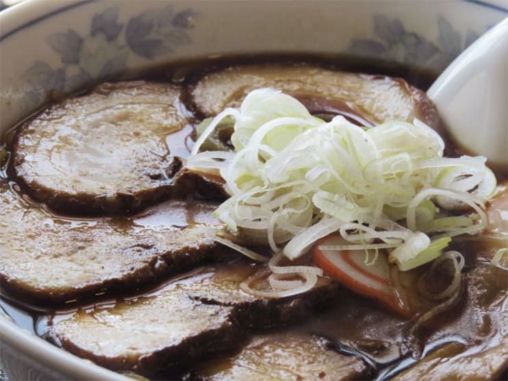 黒チャーシュー麺